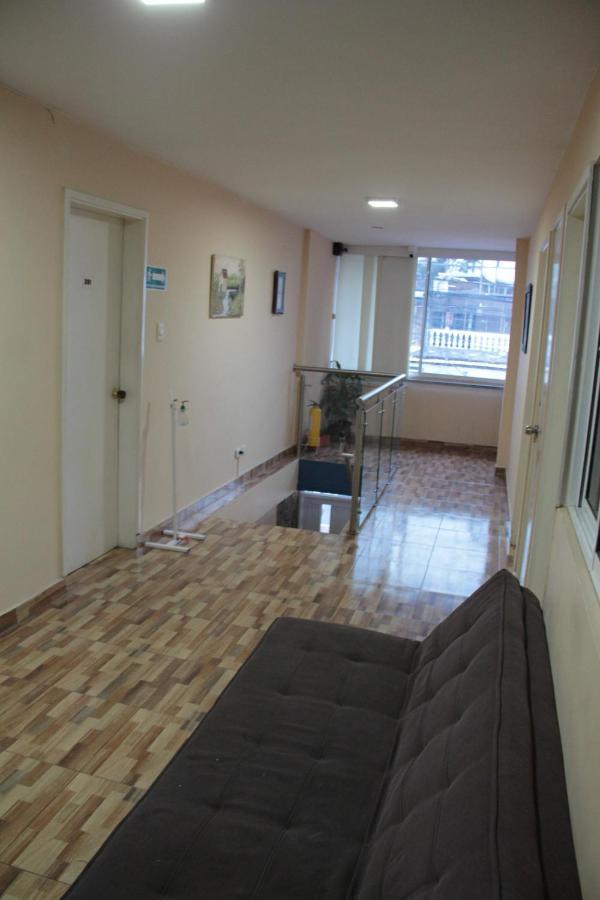Hostal Avanza Cali Bagian luar foto