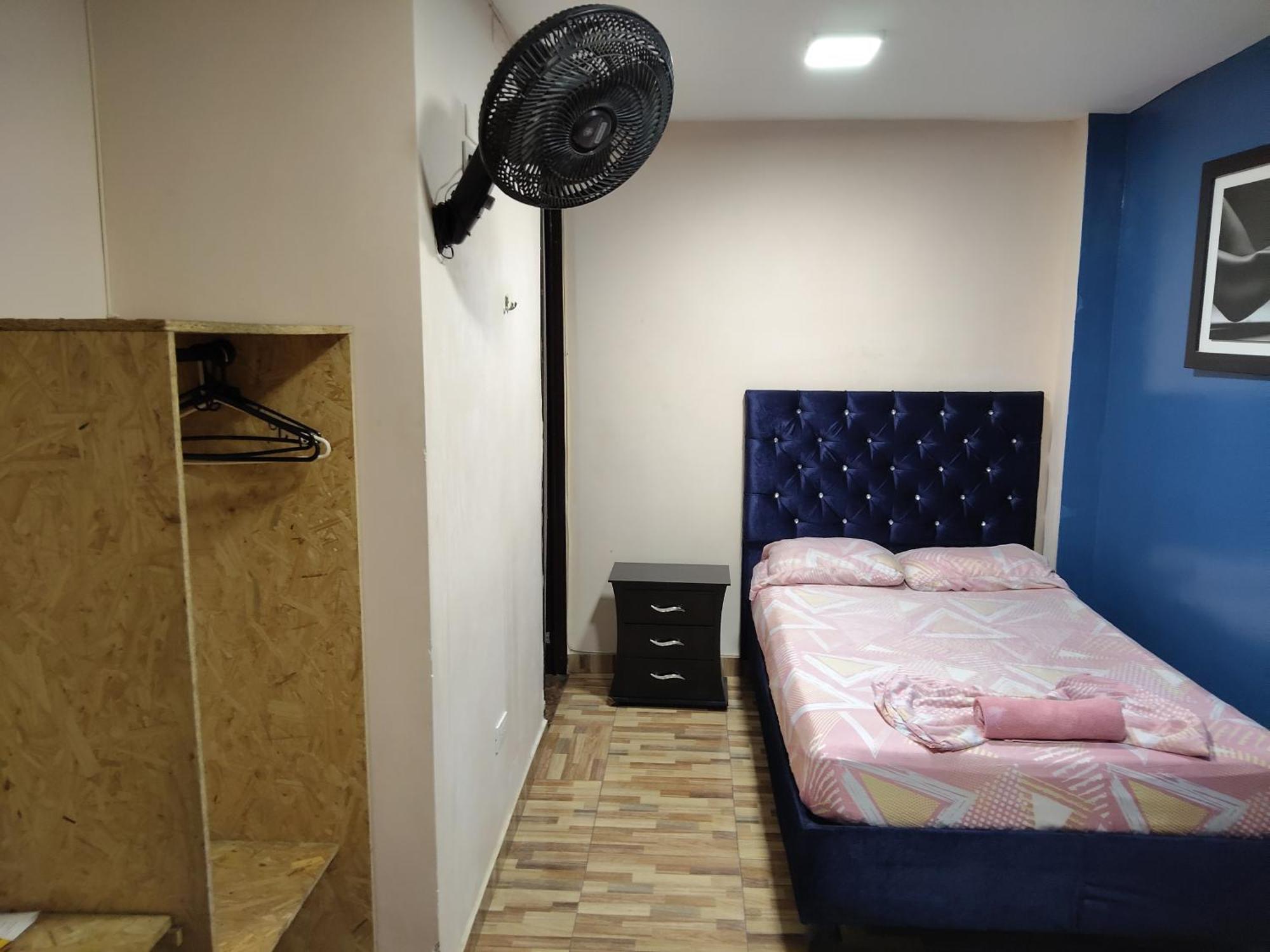 Hostal Avanza Cali Bagian luar foto