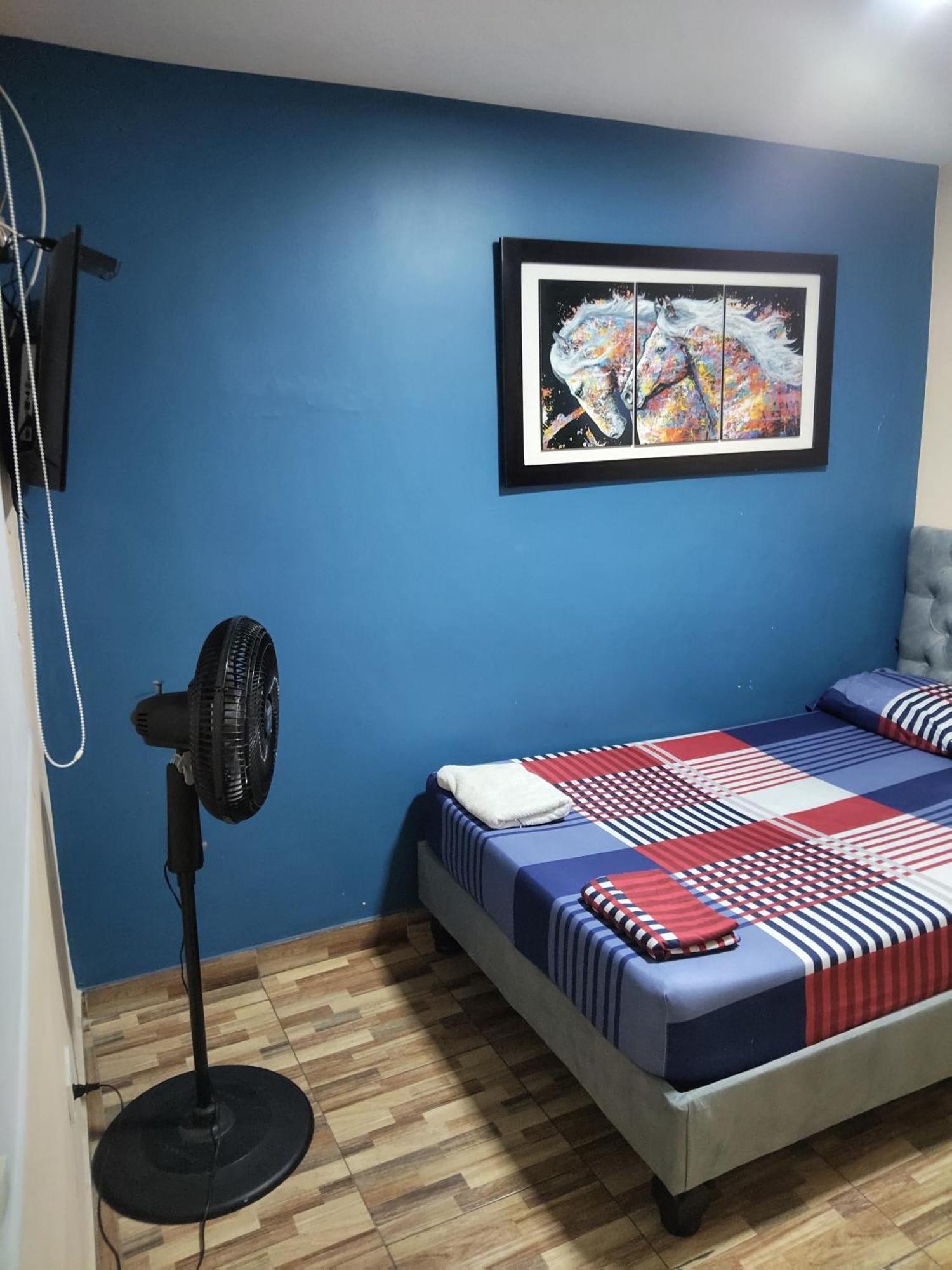 Hostal Avanza Cali Bagian luar foto