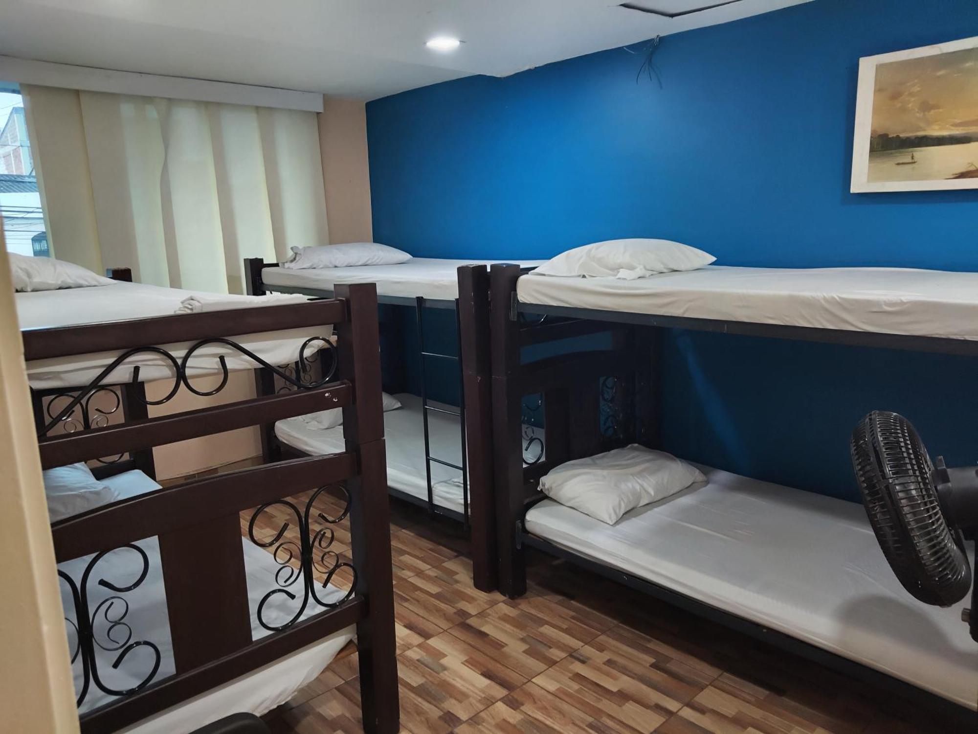 Hostal Avanza Cali Bagian luar foto